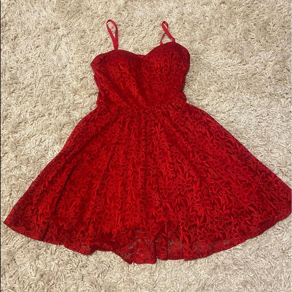 Lily Rose Red Lace Dress Size: M - Picture 3 of 4